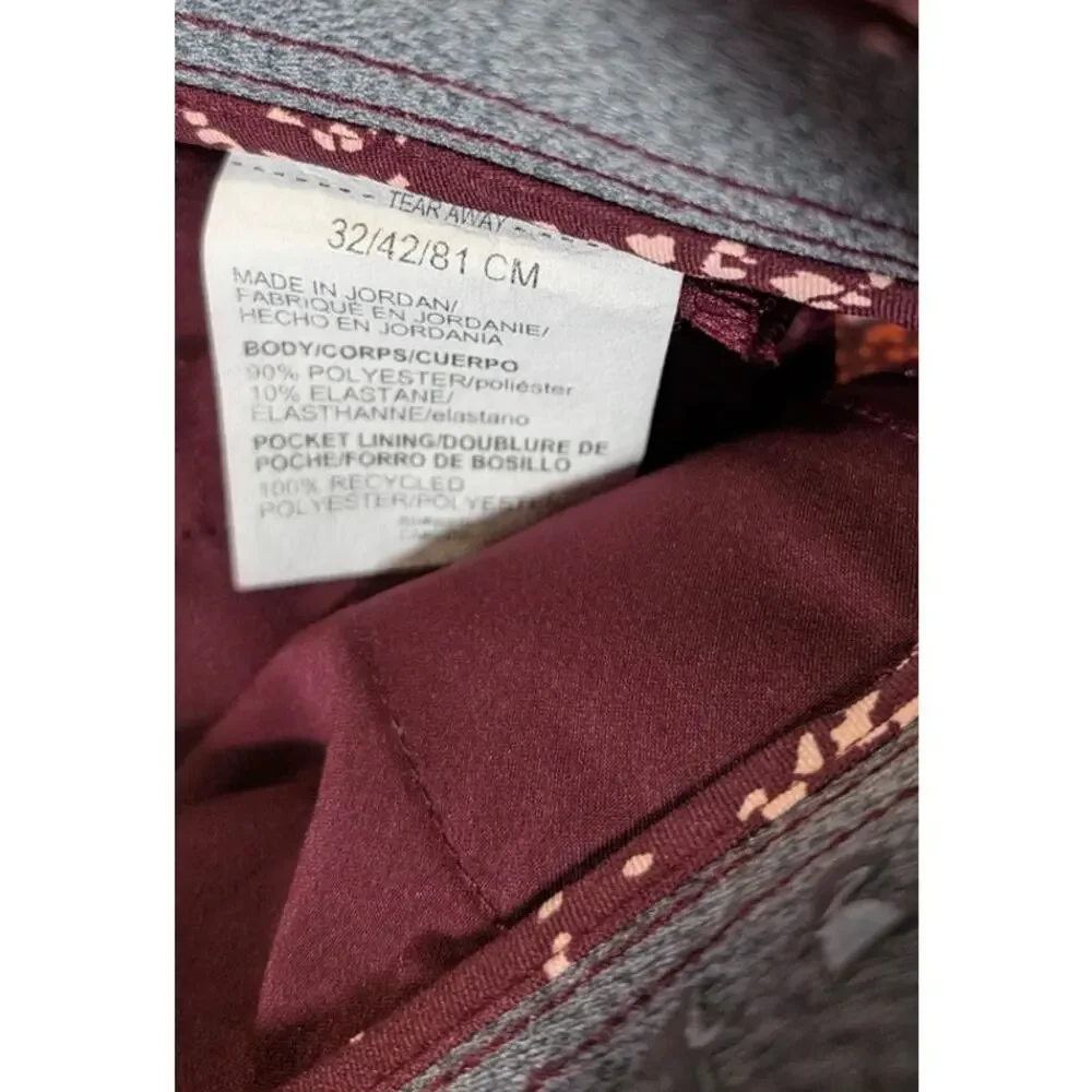 Under Armour Burgundy Performance Golf Shorts 32